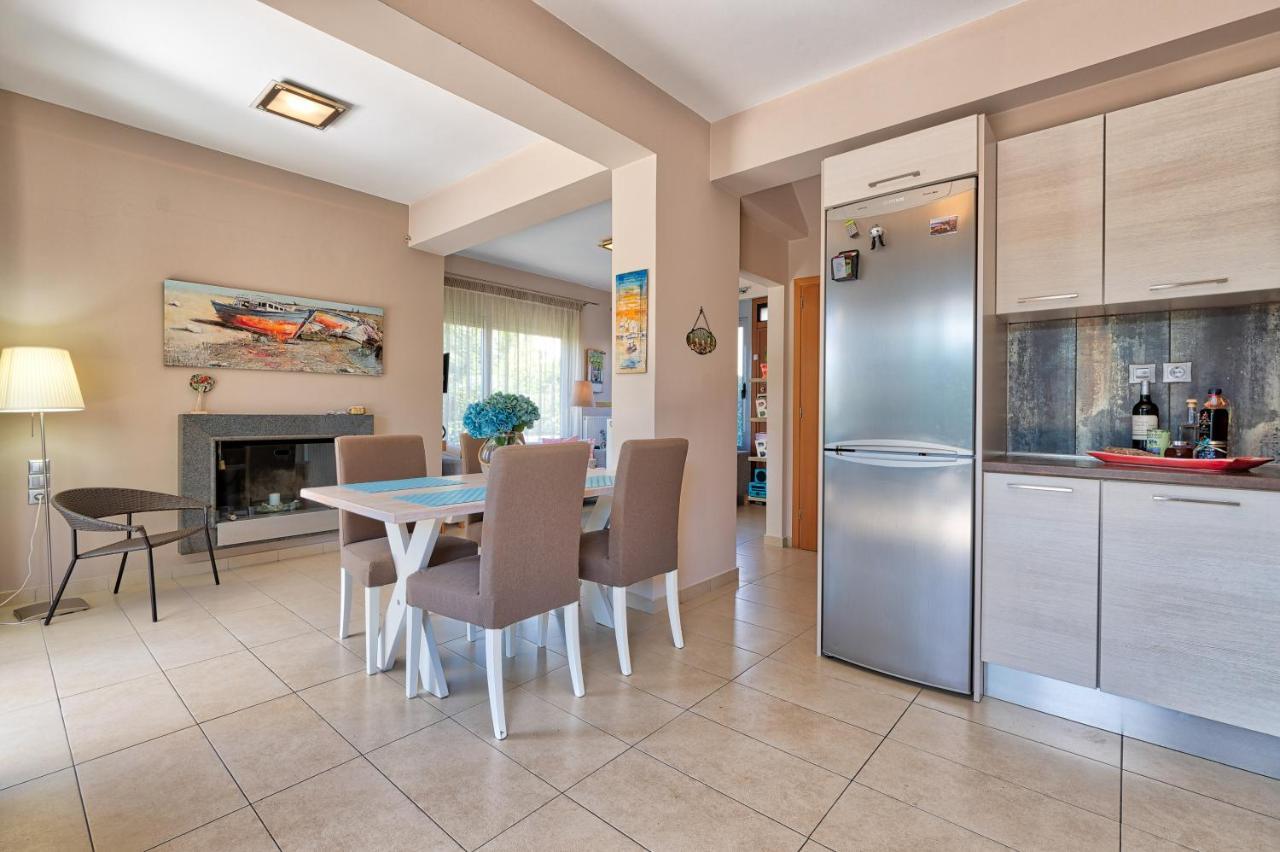 Elegant New Maisonette Near The Sea Aegina Экстерьер фото