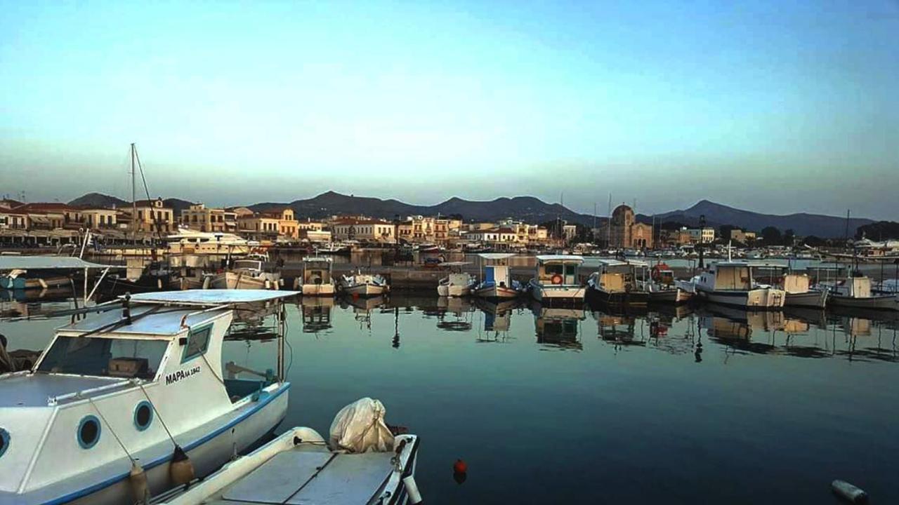 Elegant New Maisonette Near The Sea Aegina Экстерьер фото