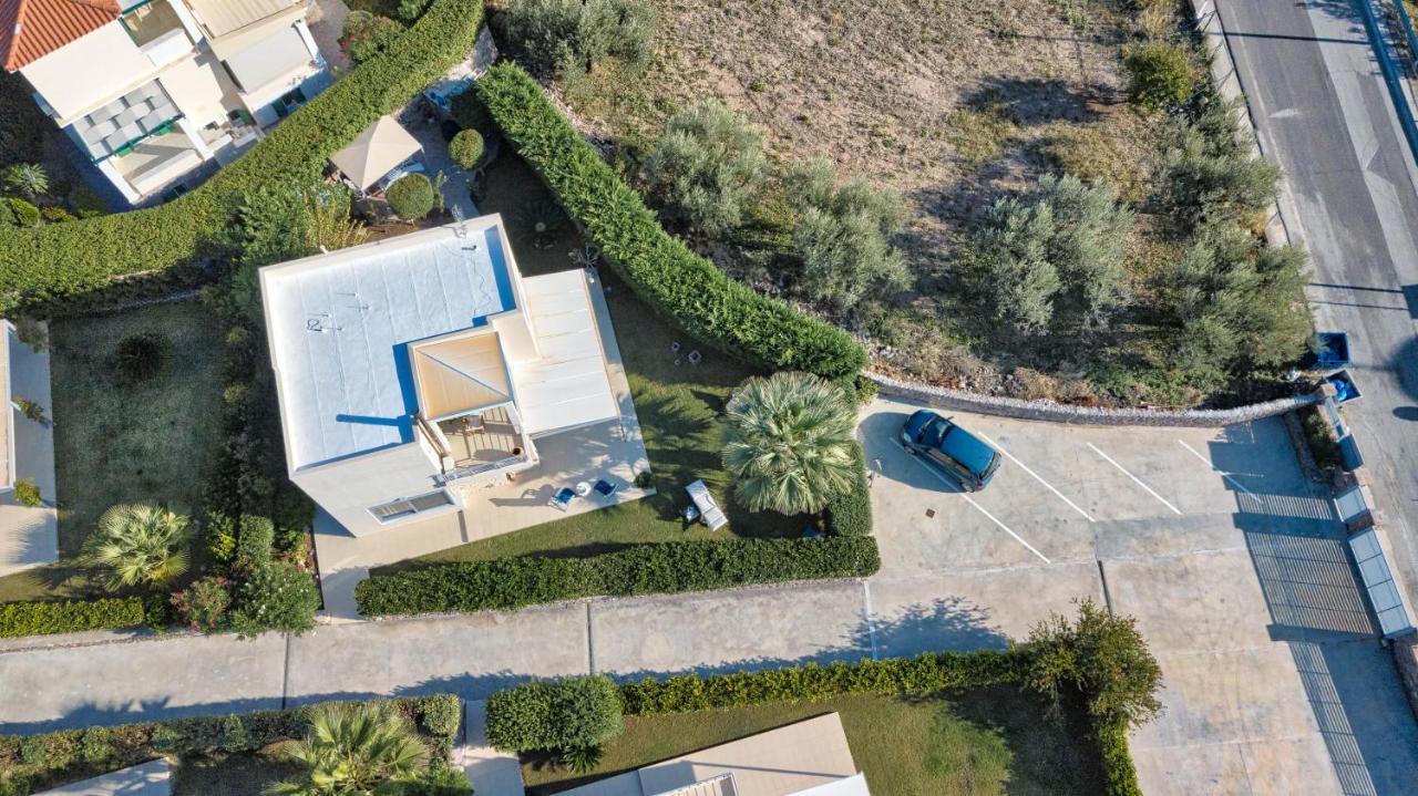 Elegant New Maisonette Near The Sea Aegina Экстерьер фото